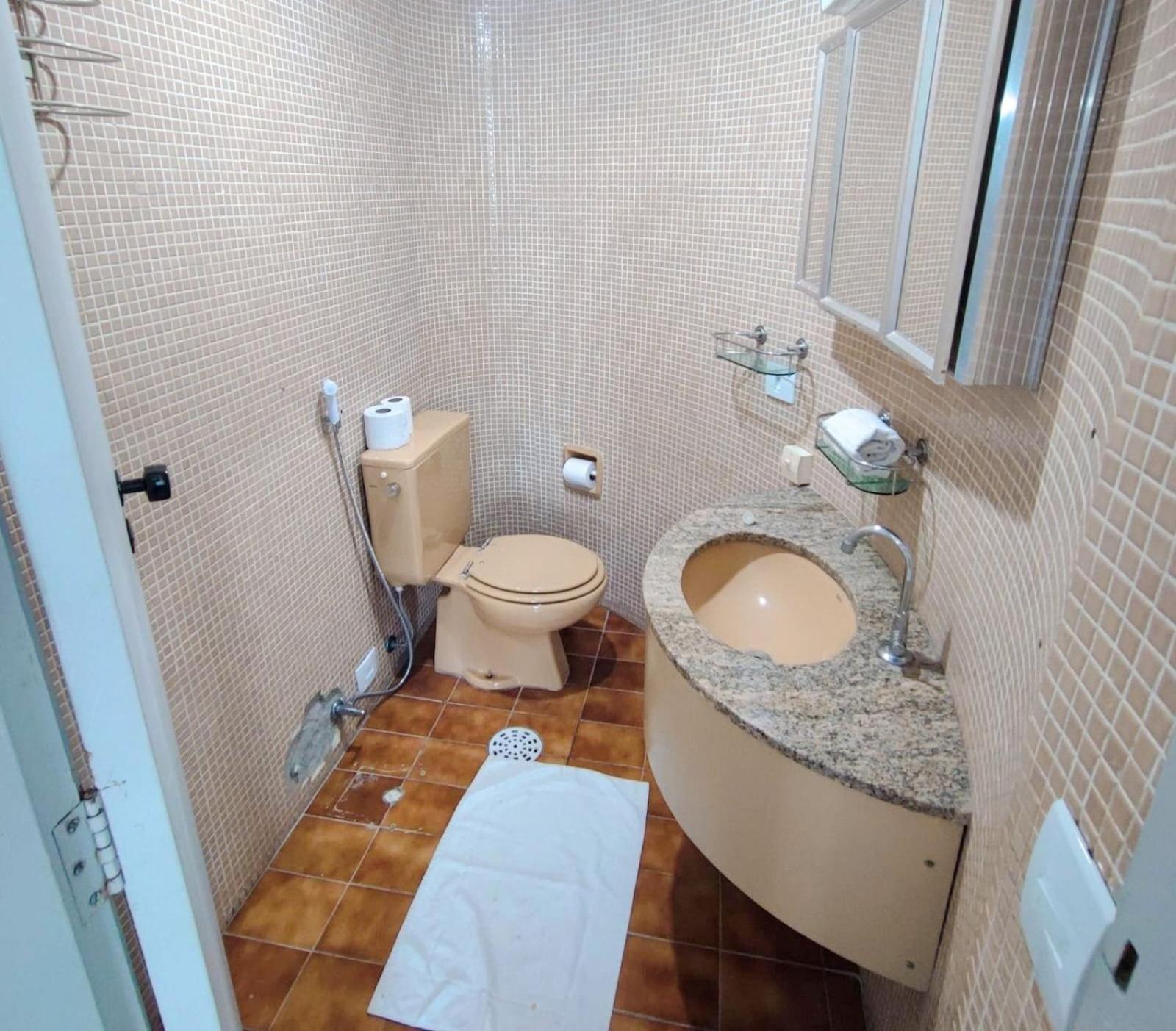 Seular Hakka Garagem Feirinha E Hospitais * Sao Paulo